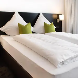 Kam Hotel