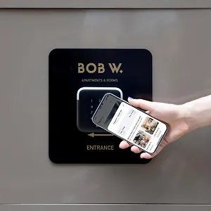 Bob W Peterhof Aparthotel